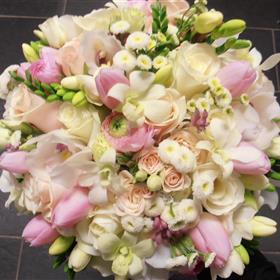 fwthumbwedding - flowers - in Cornwall - Flowertime Florist - -weddingflowersinCornwall 2907x2714.jpg